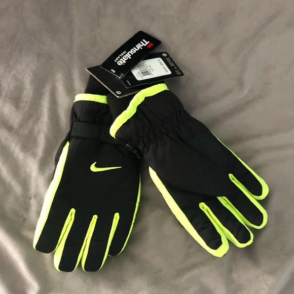 nike snow gloves